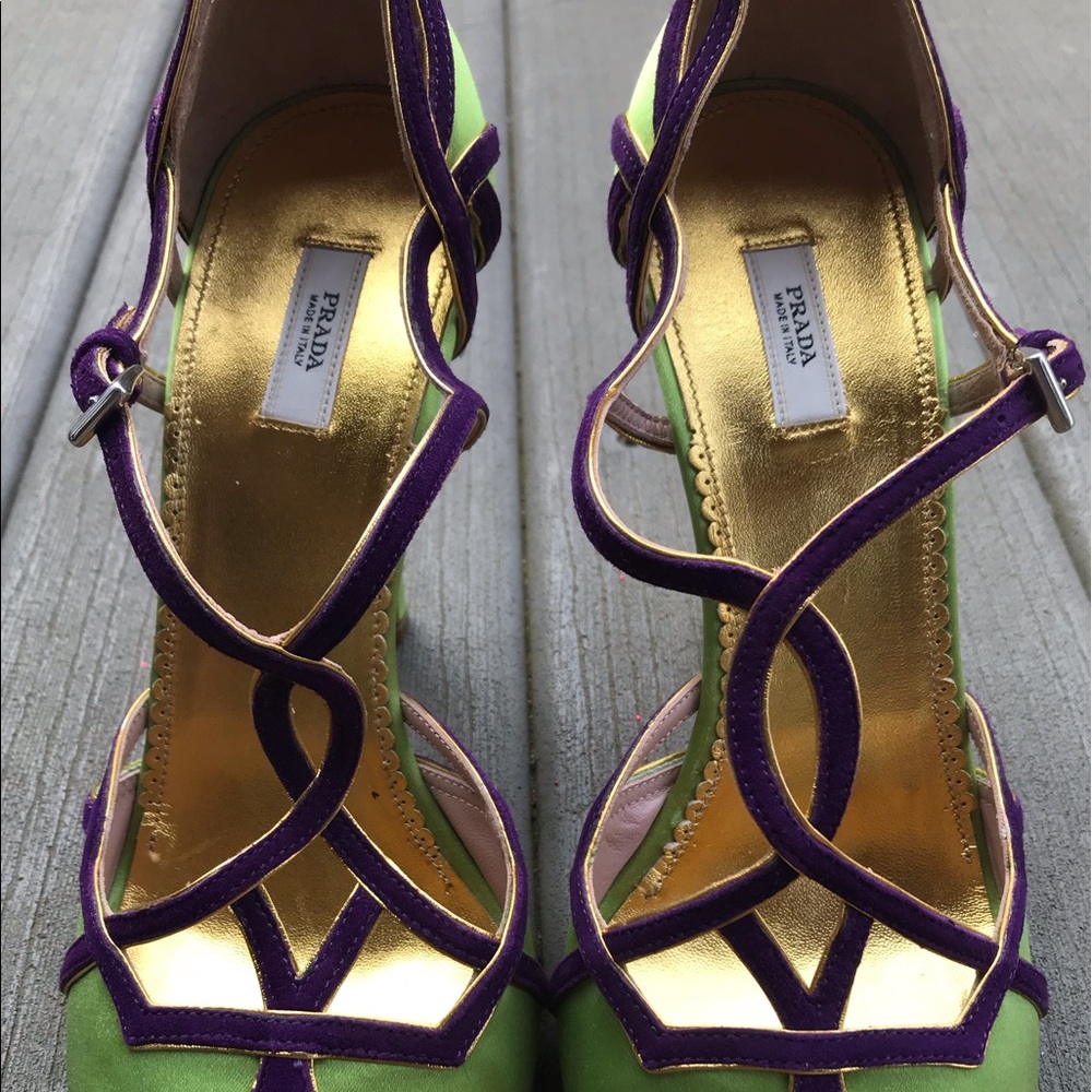 Prada heels - Picture 5 of 8